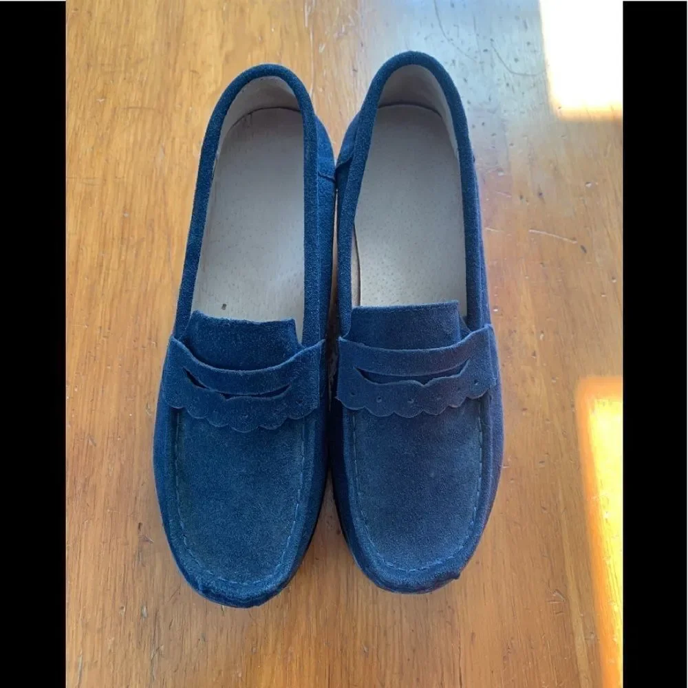 Blue suede-like platform lightweight loafers 40